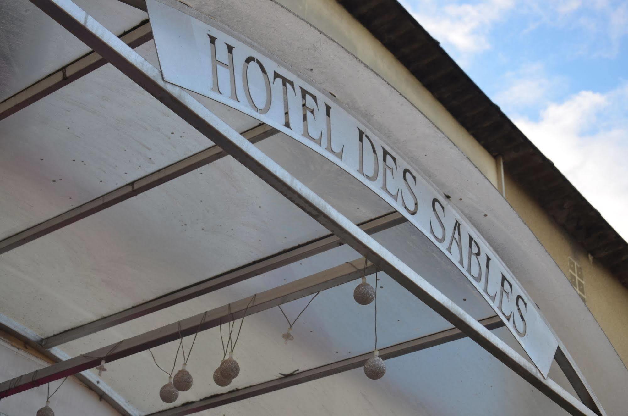 Hotel Des Sables Saint-Georges-de-Reneins Ngoại thất bức ảnh